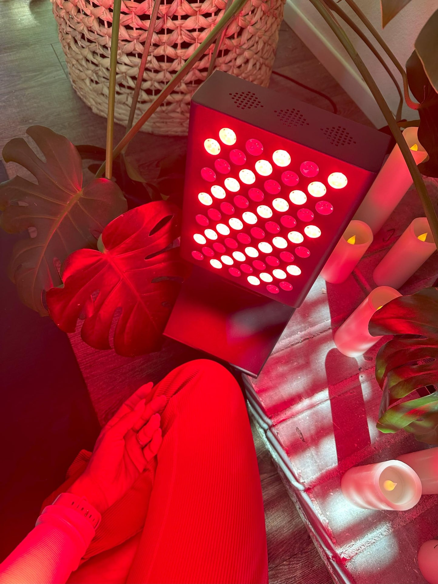 ADVARAYS Red Light Therapy Lamp: Infrared Heating Pad Pain Relief for Body 60 LEDs Panel Red Light ADVARAYSBuy Supplements Australia