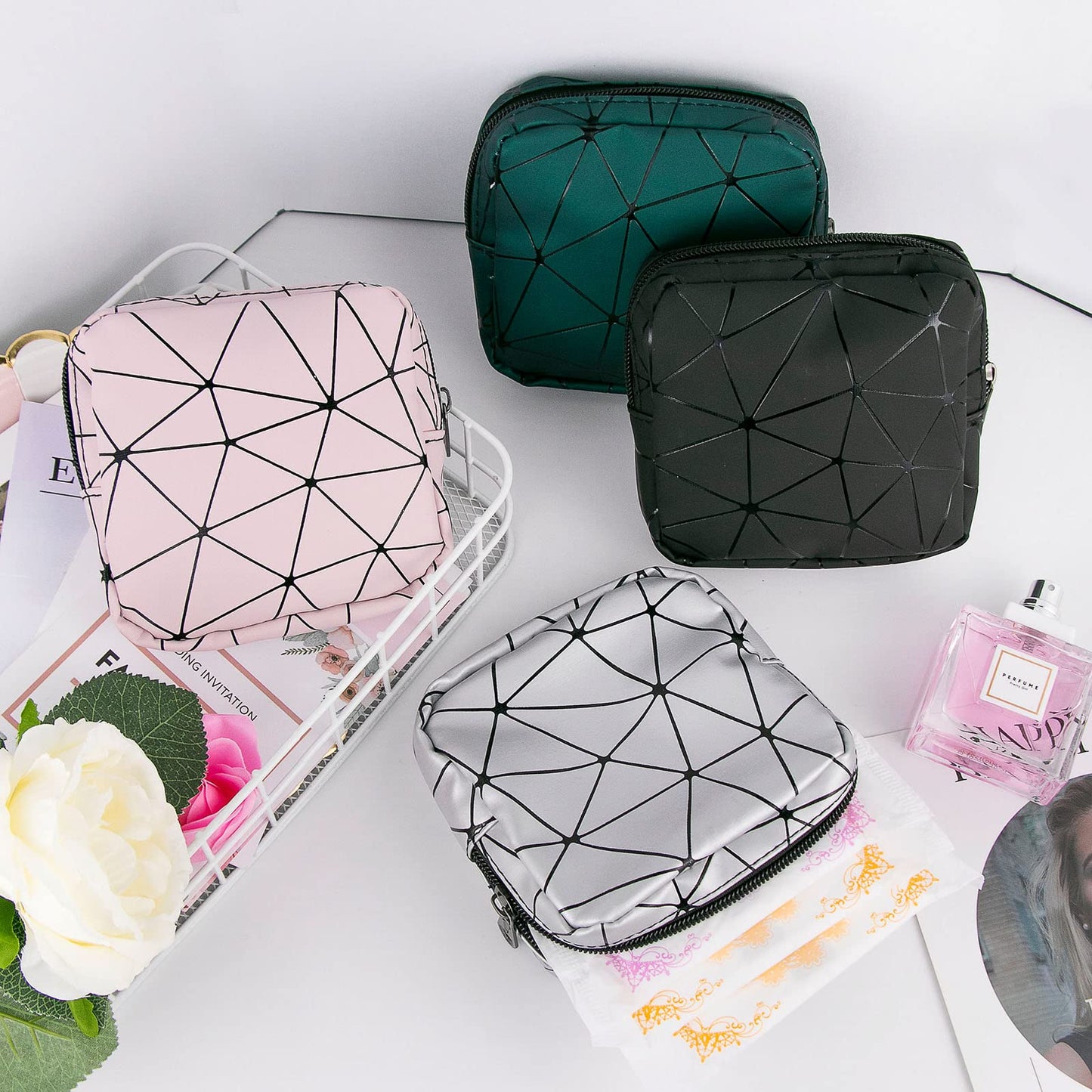 Sanitary Napkin Storage Bags 4PCS Menstrual Cup Pouches Nursing Pad Holder Tampon Bags BisanzoyaBuy Supplements Australia