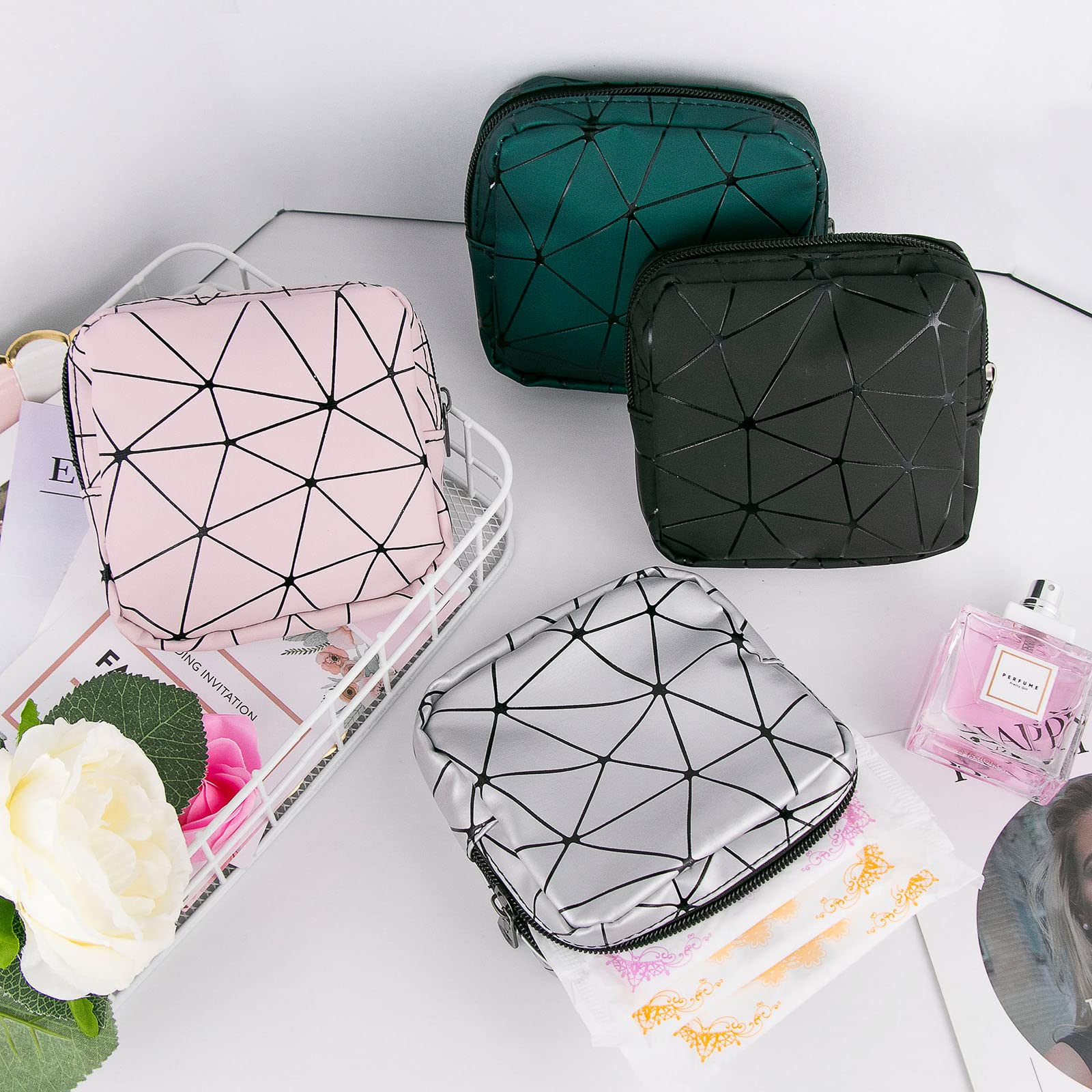 Sanitary Napkin Storage Bags 4PCS Menstrual Cup Pouches Nursing Pad Holder Tampon Bags BisanzoyaBuy Supplements Australia