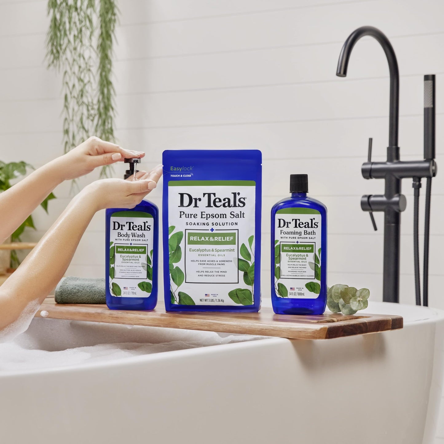 Dr Teal's Foaming Bath with Pure Epsom Salt, Relax & Relief with Eucalyptus & Spearmint Dr Teal'sBuy Supplements Australia