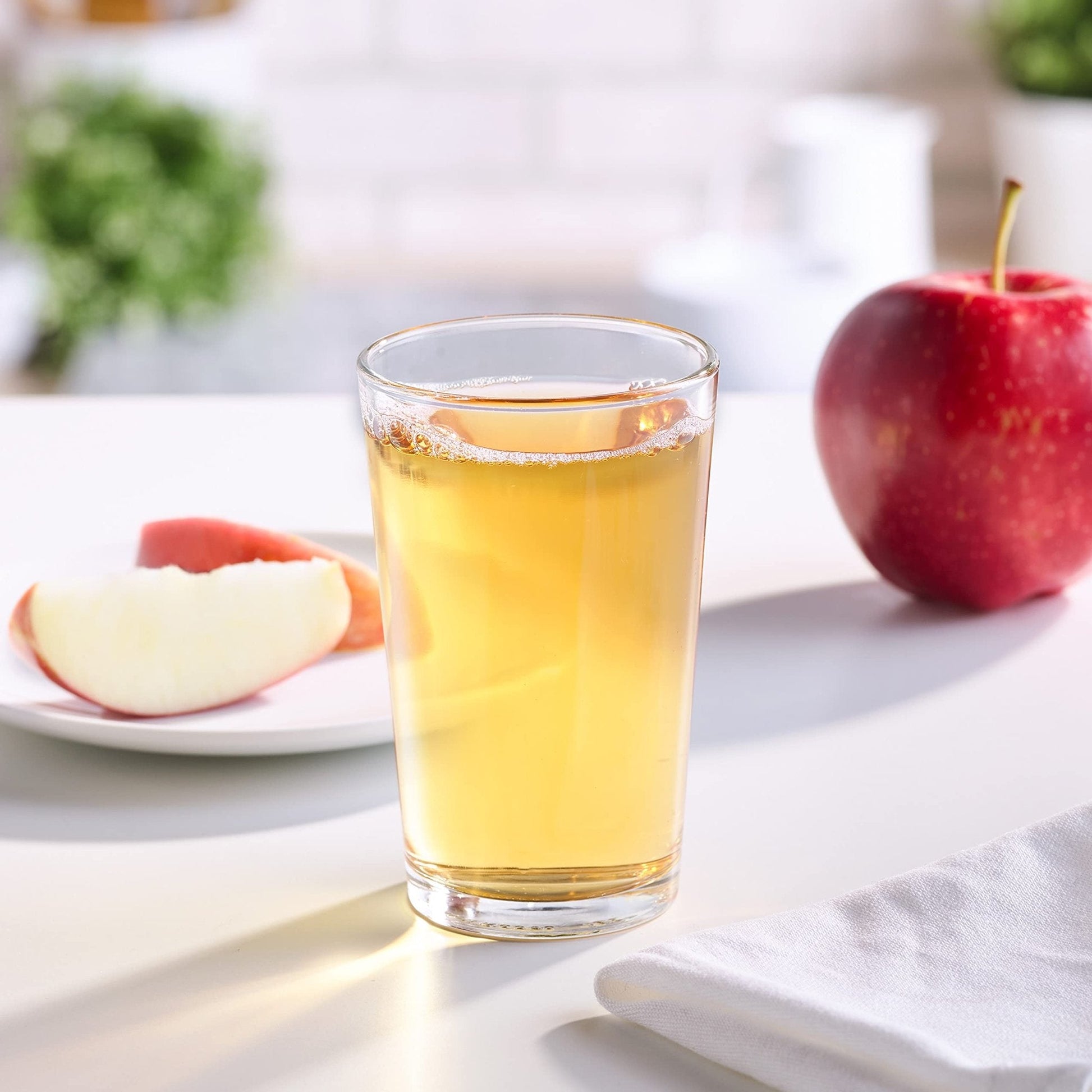 Mott's 100 percent Apple White Grape Juice, 6.75 fl oz boxes (Pack of 32) - Maple Wellness Supplements